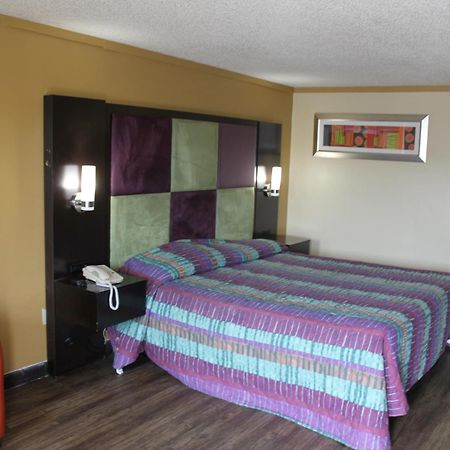 Executive Inn & Suites Nashville Exterior photo